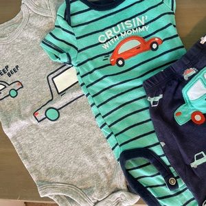 Carter’s newborn outfit